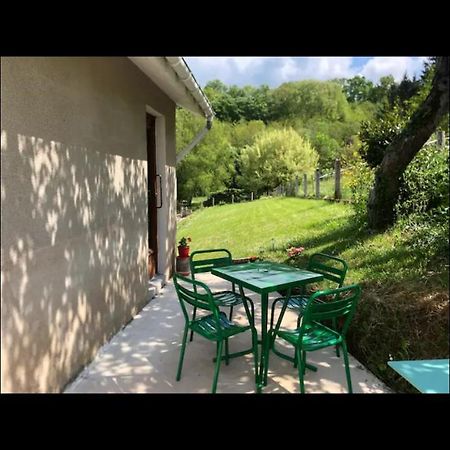 Petite Maison Independante A La Campagne Le Vigen エクステリア 写真